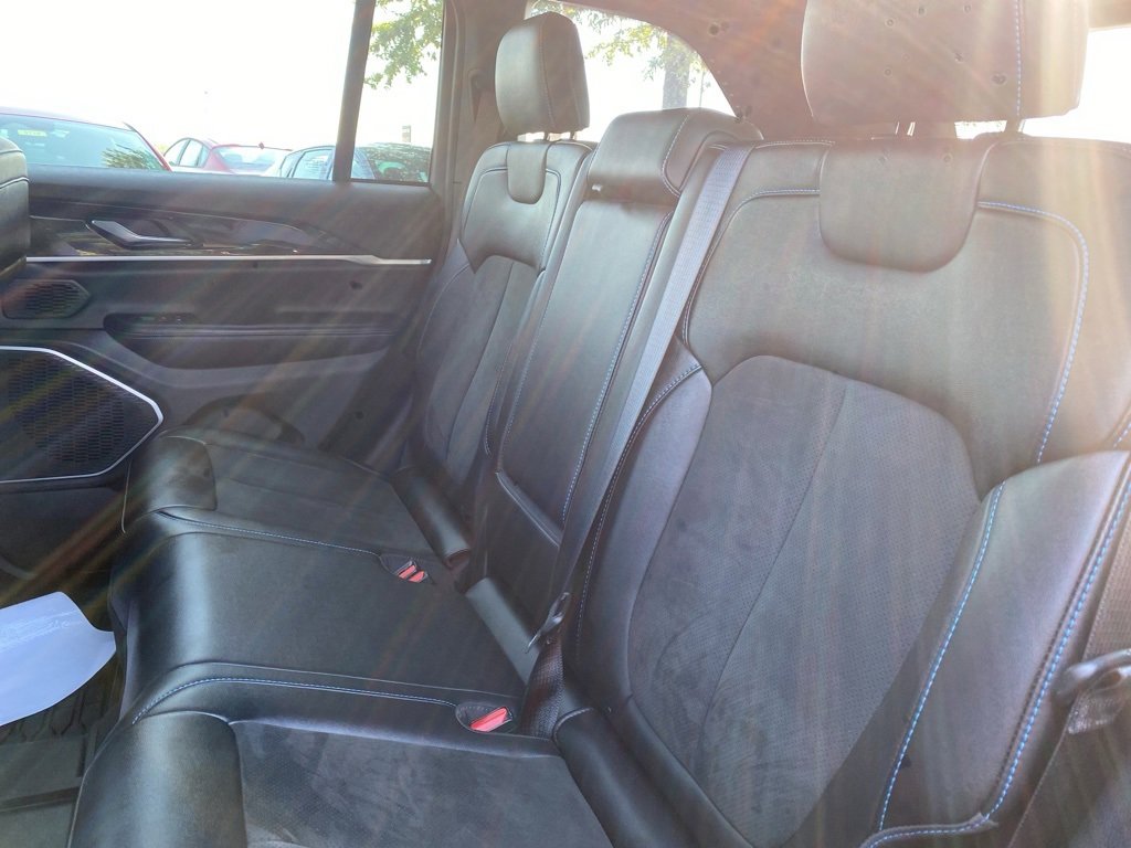 Used 2022 Jeep Grand Cherokee Trailhawk image 15