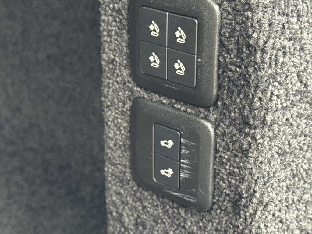 Used 2019 Land Rover Range Rover HSE AWD/4WD image 7