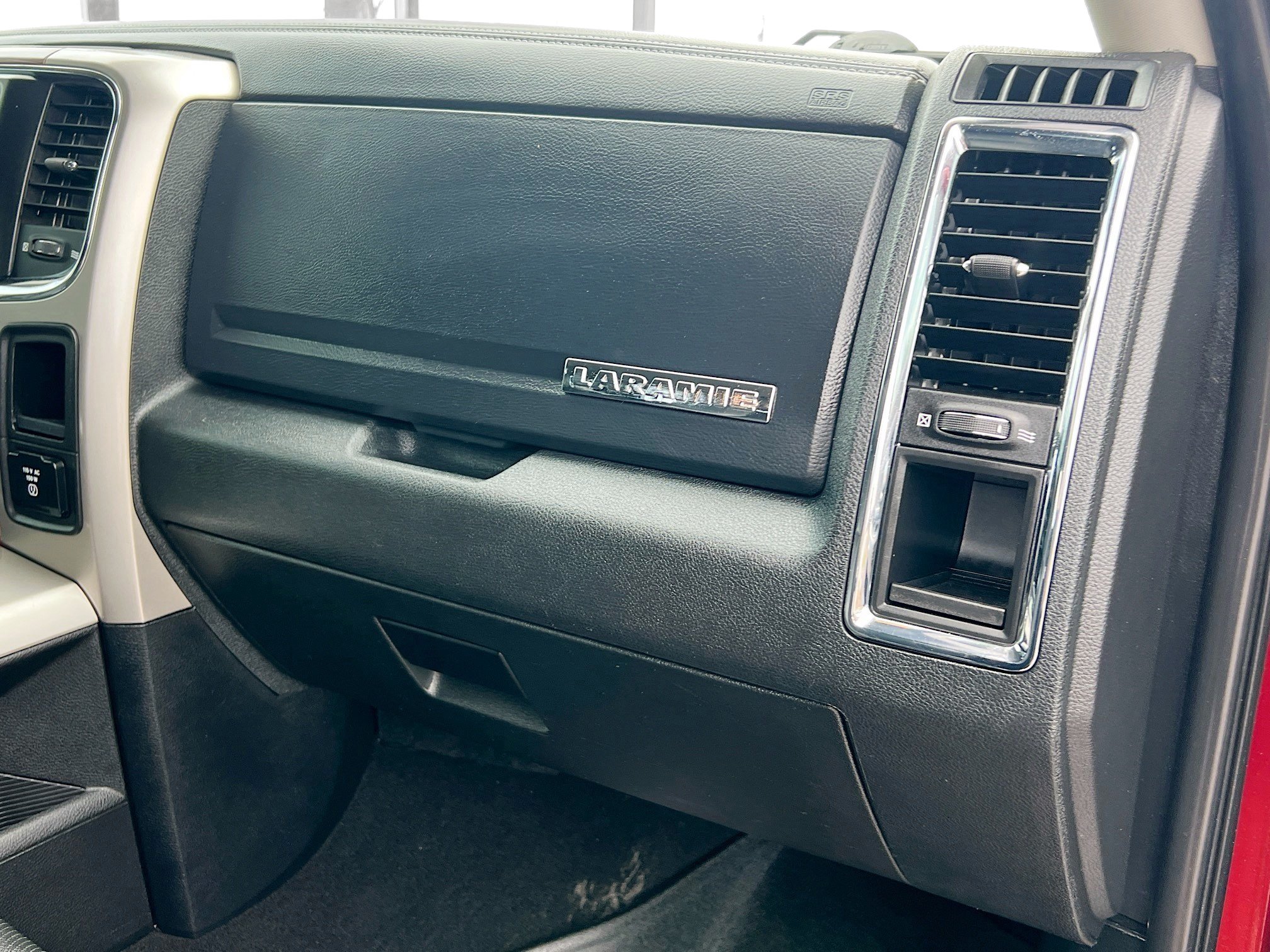 Used 2018 RAM 3500 Laramie AWD/4WD image 35