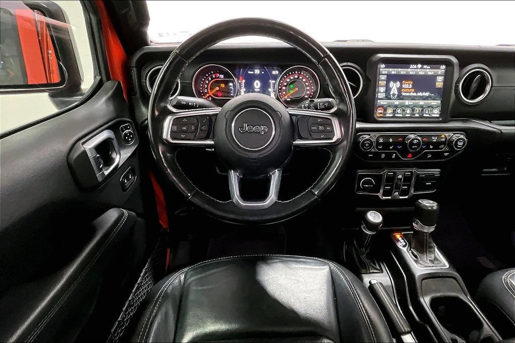 Used 2020 Jeep Wrangler Unlimited Sahara w/ Uconnect 4C Nav & Sound Group AWD/4WD image 6