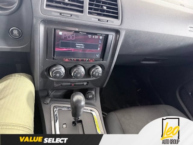 Used 2013 Dodge Challenger SXT RWD image 11