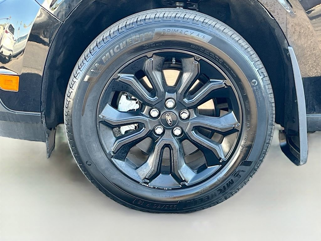 Used 2023 Ford Maverick Lariat w/ Lariat Luxury Package image 32