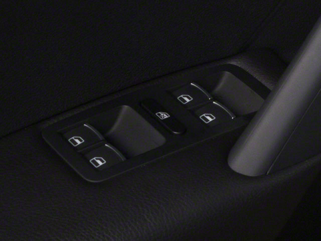 Used 2013 Volkswagen Passat 2.5 SE FWD image 17