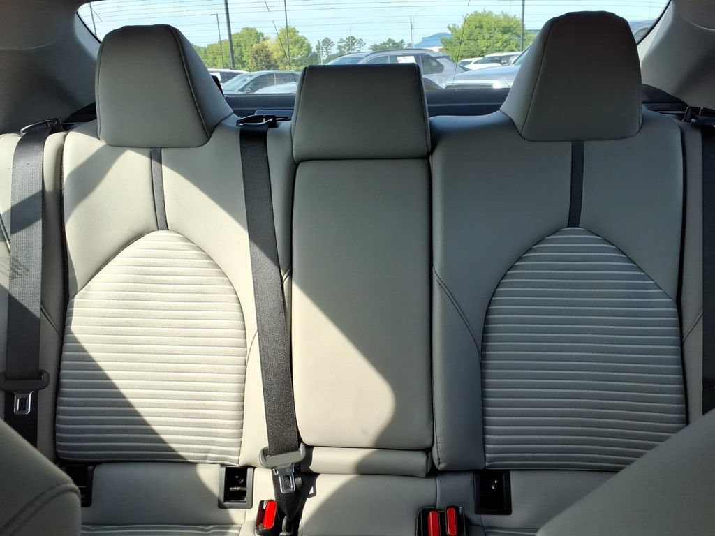 Used 2024 Toyota Camry SE FWD image 15