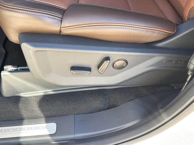 Used 2025 Ford Expedition Max King Ranch image 19