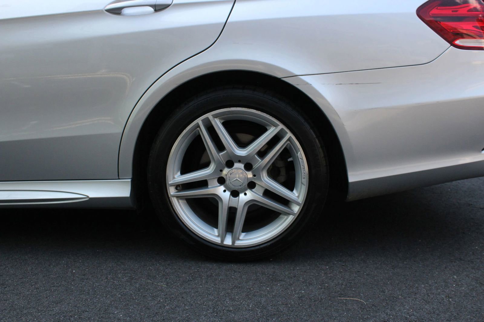 Used 2014 Mercedes-Benz E 350 4MATIC Sedan w/ Premium 1 Package image 10