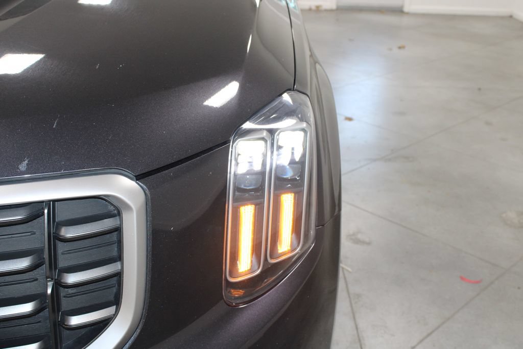 Used 2025 Kia Telluride S FWD image 13