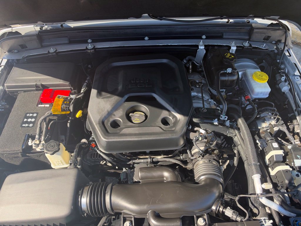 Used 2023 Jeep Wrangler Sport AWD/4WD image 14