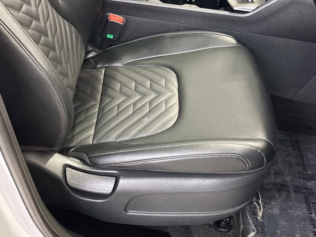 Used 2026 Kia Sportage X-Line w/ X-Line Premium Package image 12