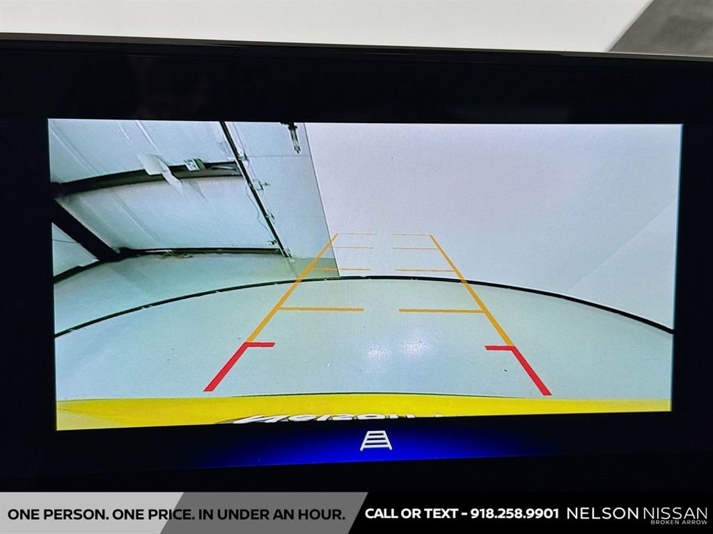 Used 2024 Chevrolet Trax ACTIV w/ Sunroof Package image 13