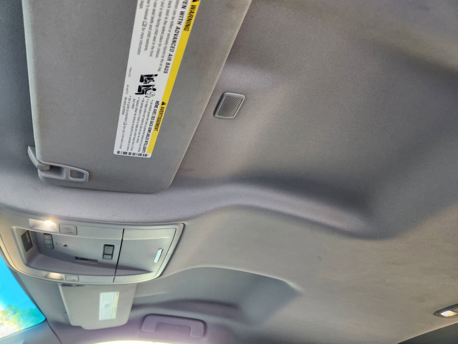 Used 2018 GMC Sierra 1500 SLT w/ Enhanced Driver Alert Package image 28