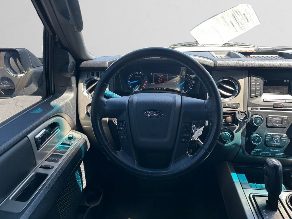 Used 2015 Ford Expedition XLT AWD/4WD image 13