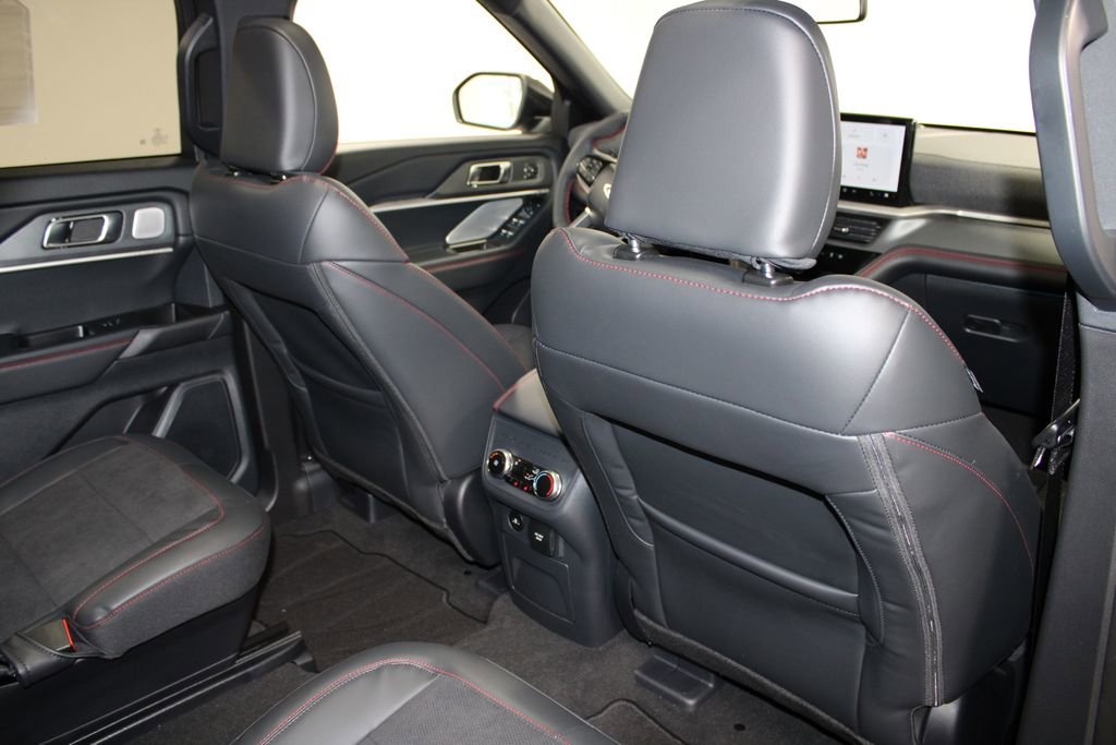 New 2026 Ford Explorer ST w/ Sun And Sound Package image 33