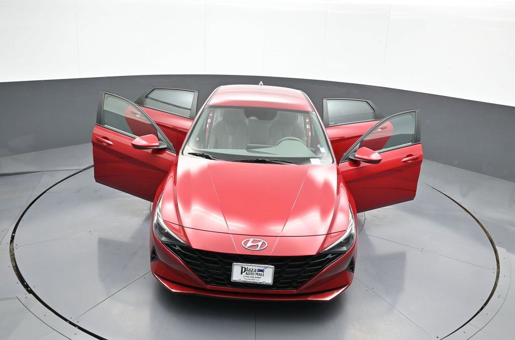 Certified 2021 Hyundai Elantra SEL image 45