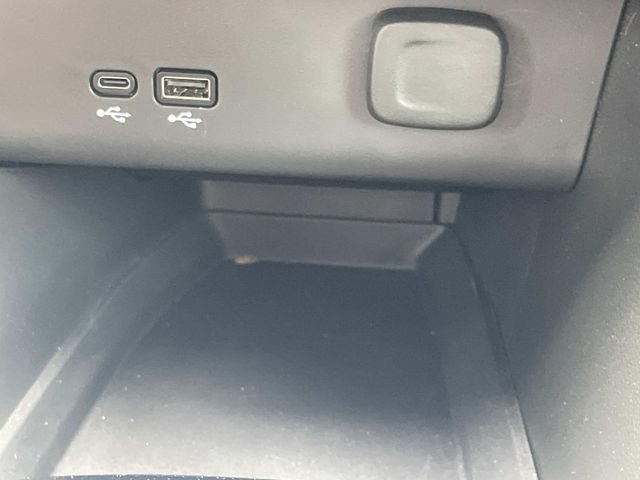 Used 2024 Buick Encore GX Preferred FWD image 18