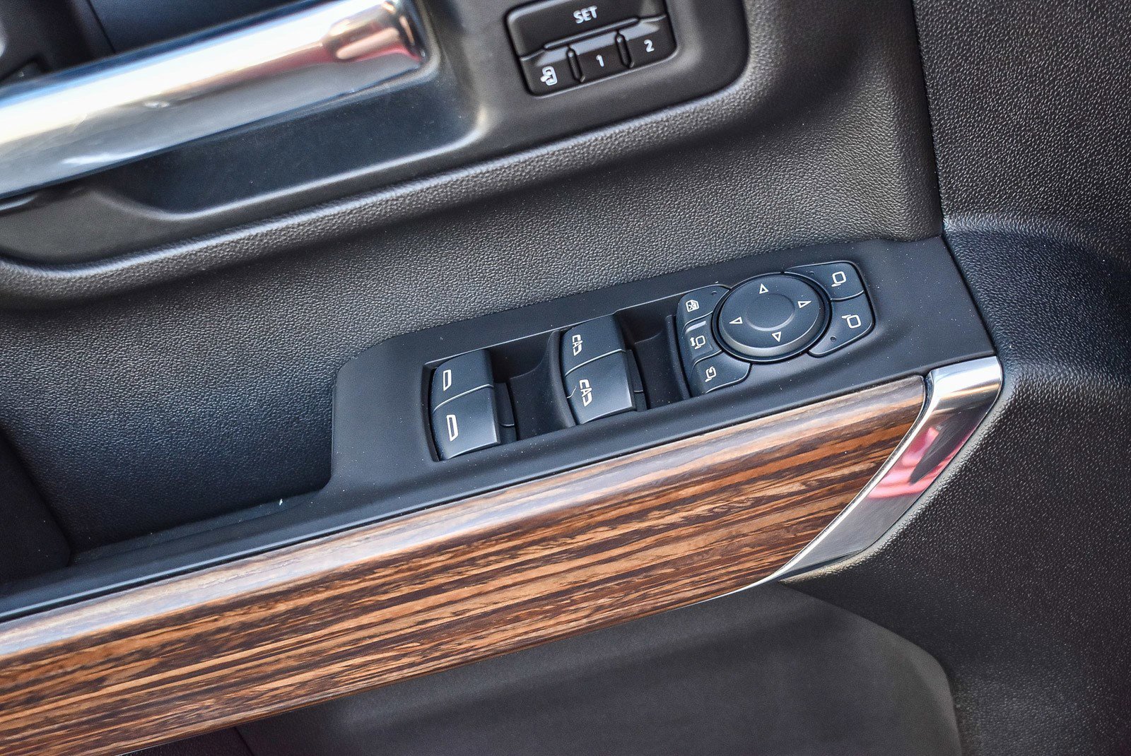 Used 2021 Chevrolet Silverado 3500 High Country w/ Z71 Off-Road Package image 19