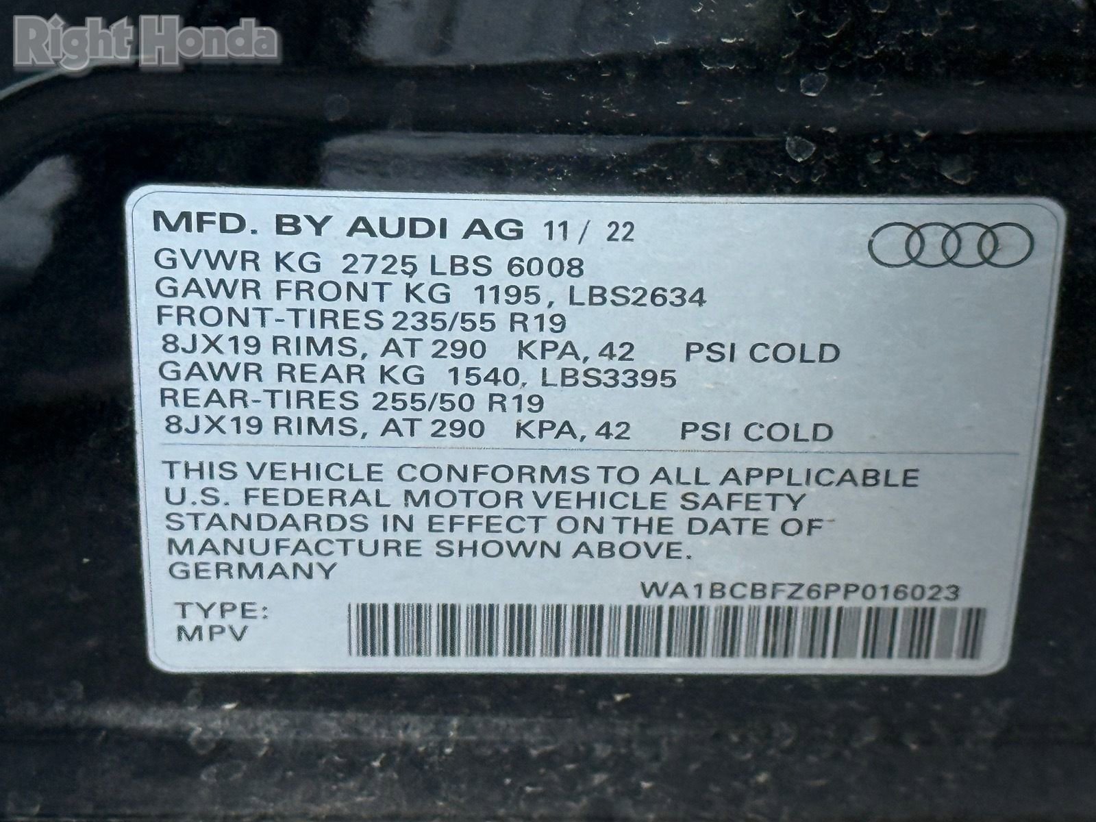 Used 2023 Audi Q4 e-tron Premium Plus w/ Premium Plus image 13