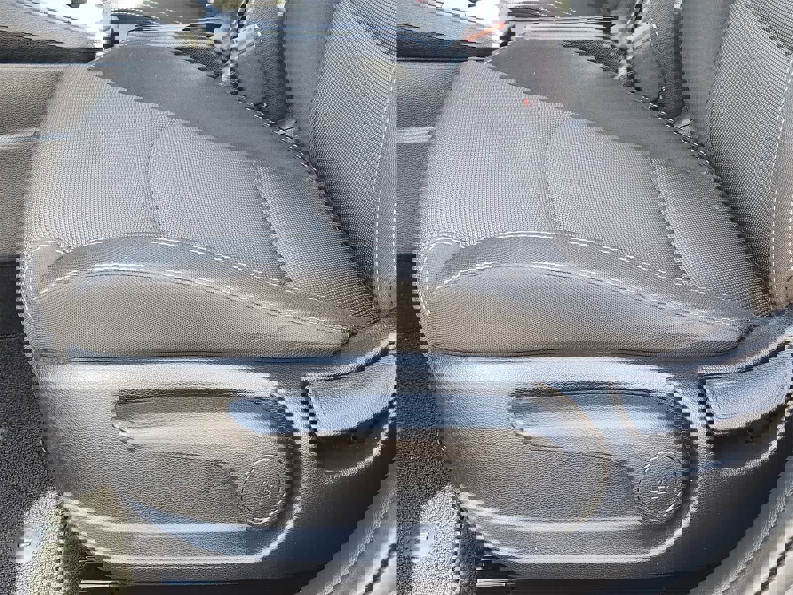 Certified 2024 Kia Forte LXS w/ LXS Technology Package image 22