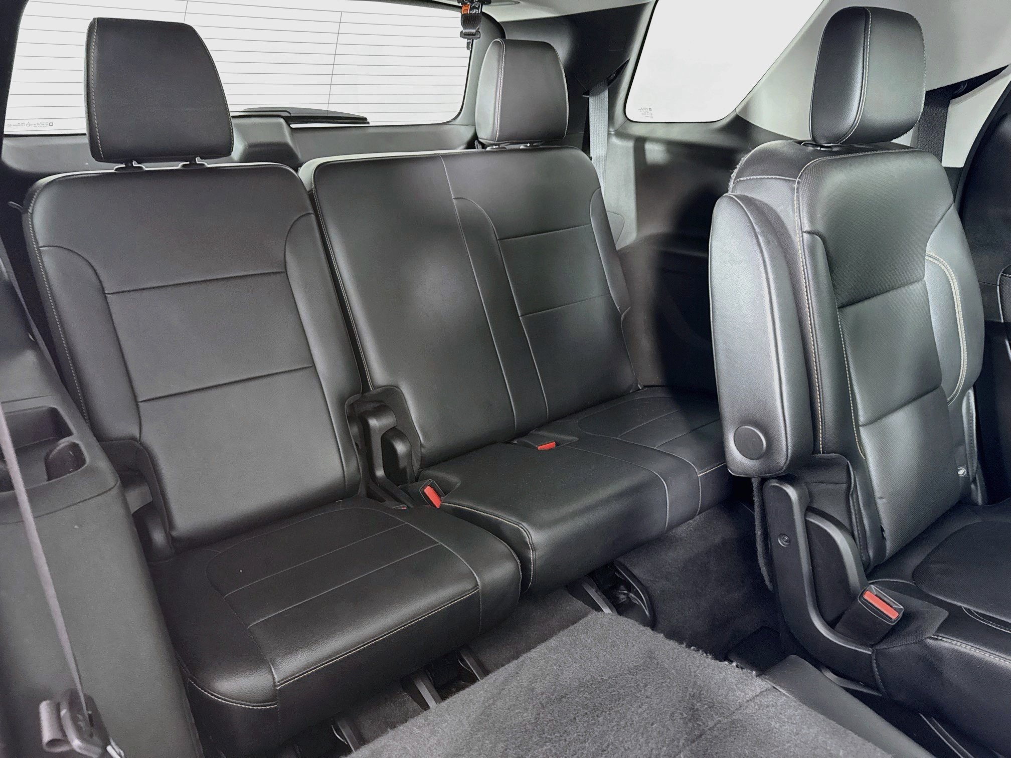 Used 2018 Chevrolet Traverse Premier w/ Driver Confidence II Package FWD image 29