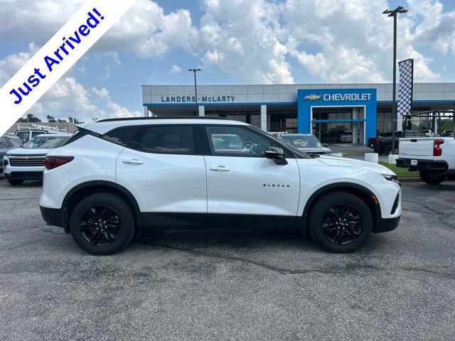 Used 2021 Chevrolet Blazer LT w/ Sound & Technology Package AWD/4WD image 2