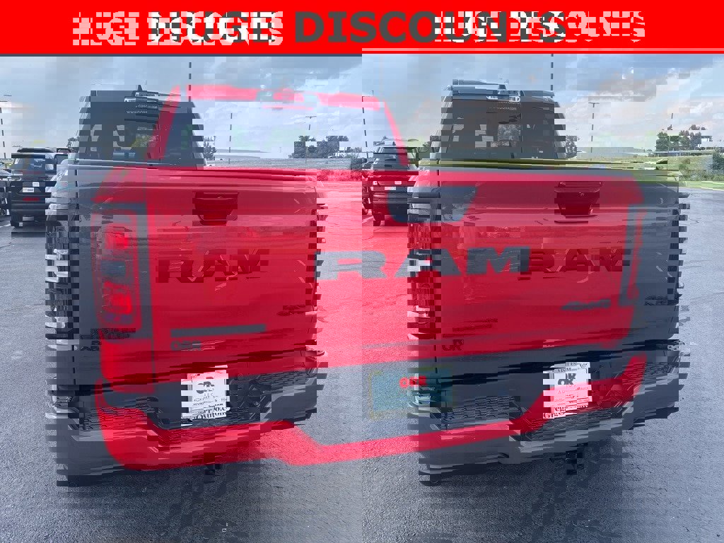 New 2025 RAM 1500 Big Horn image 4