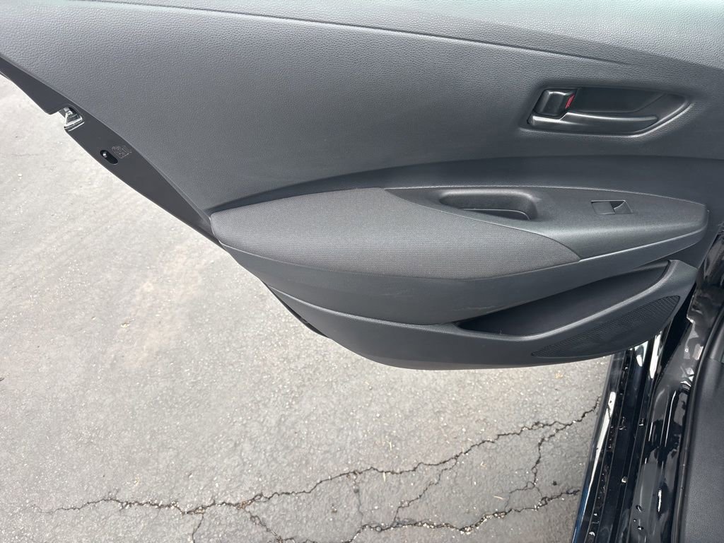 Used 2025 Toyota Corolla LE image 25