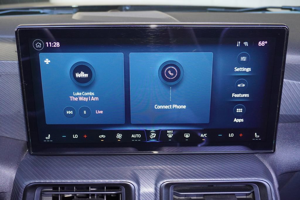 Used 2025 Ford Mustang EcoBoost image 23