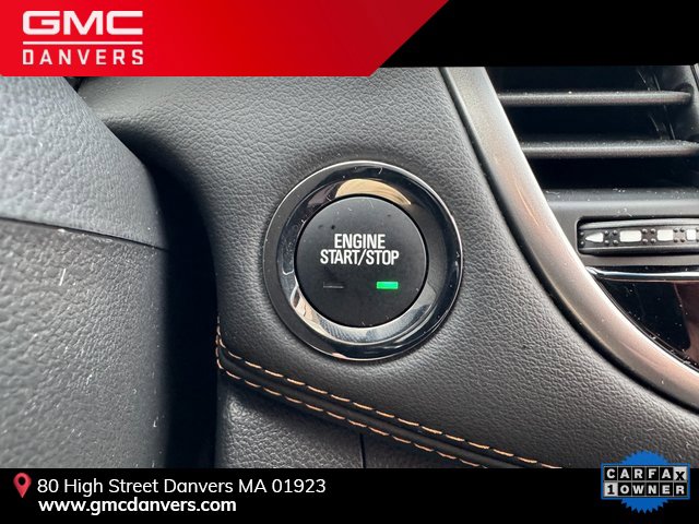 Used 2022 Chevrolet Trax LT w/ LT Convenience Package image 14