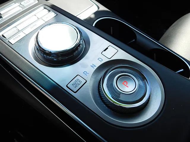 Used 2025 Genesis GV70 2.5T image 20