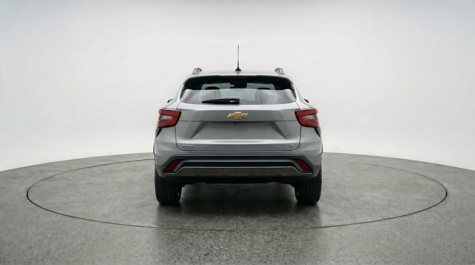 Used 2025 Chevrolet Trax LT FWD image 7