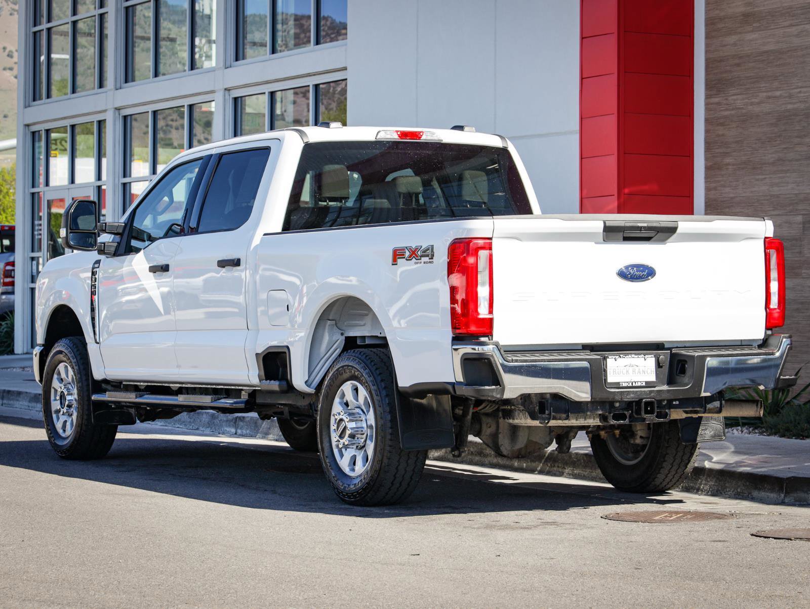 Used 2024 Ford F350 XLT w/ FX4 Off-Road Package AWD/4WD image 6