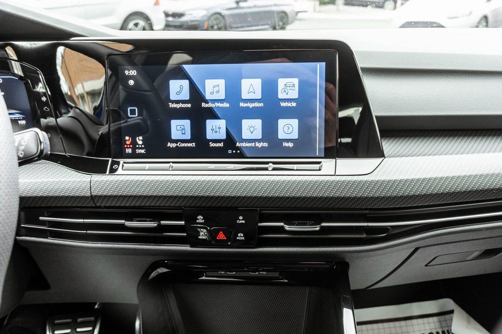 Used 2024 Volkswagen Golf R image 20