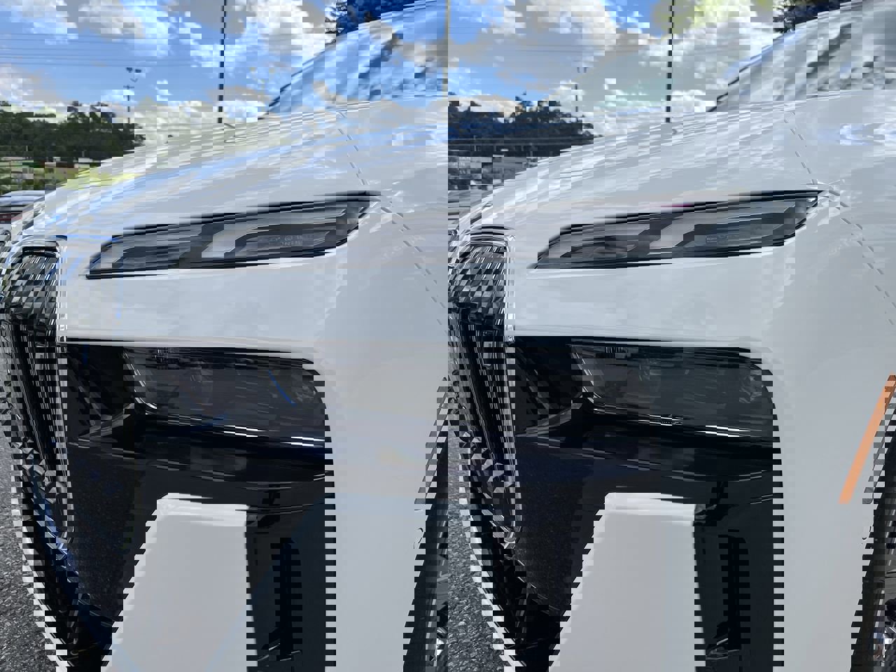 Used 2025 BMW i7 eDrive50 w/ M Sport Package image 11