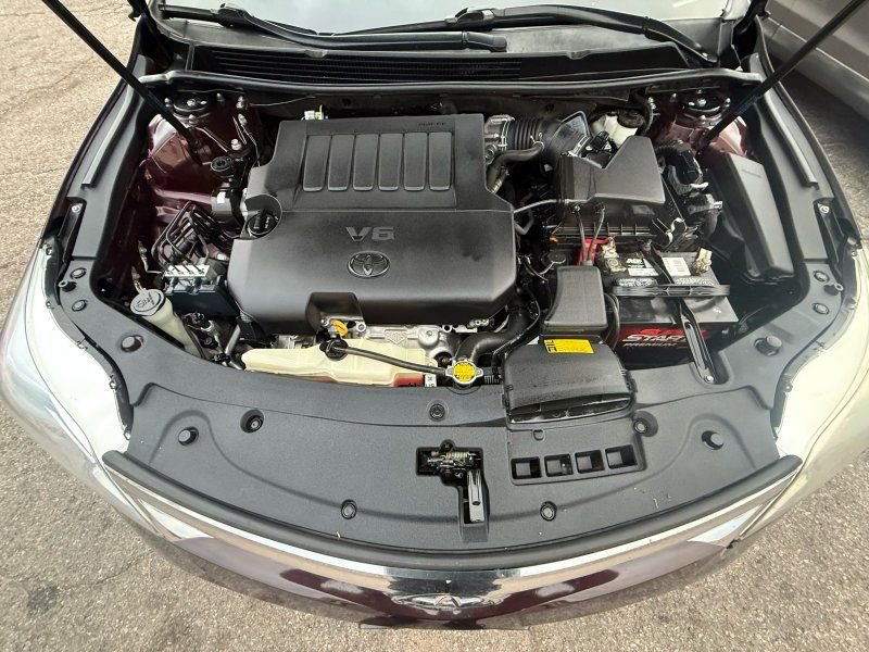 Used 2013 Toyota Avalon XLE image 22