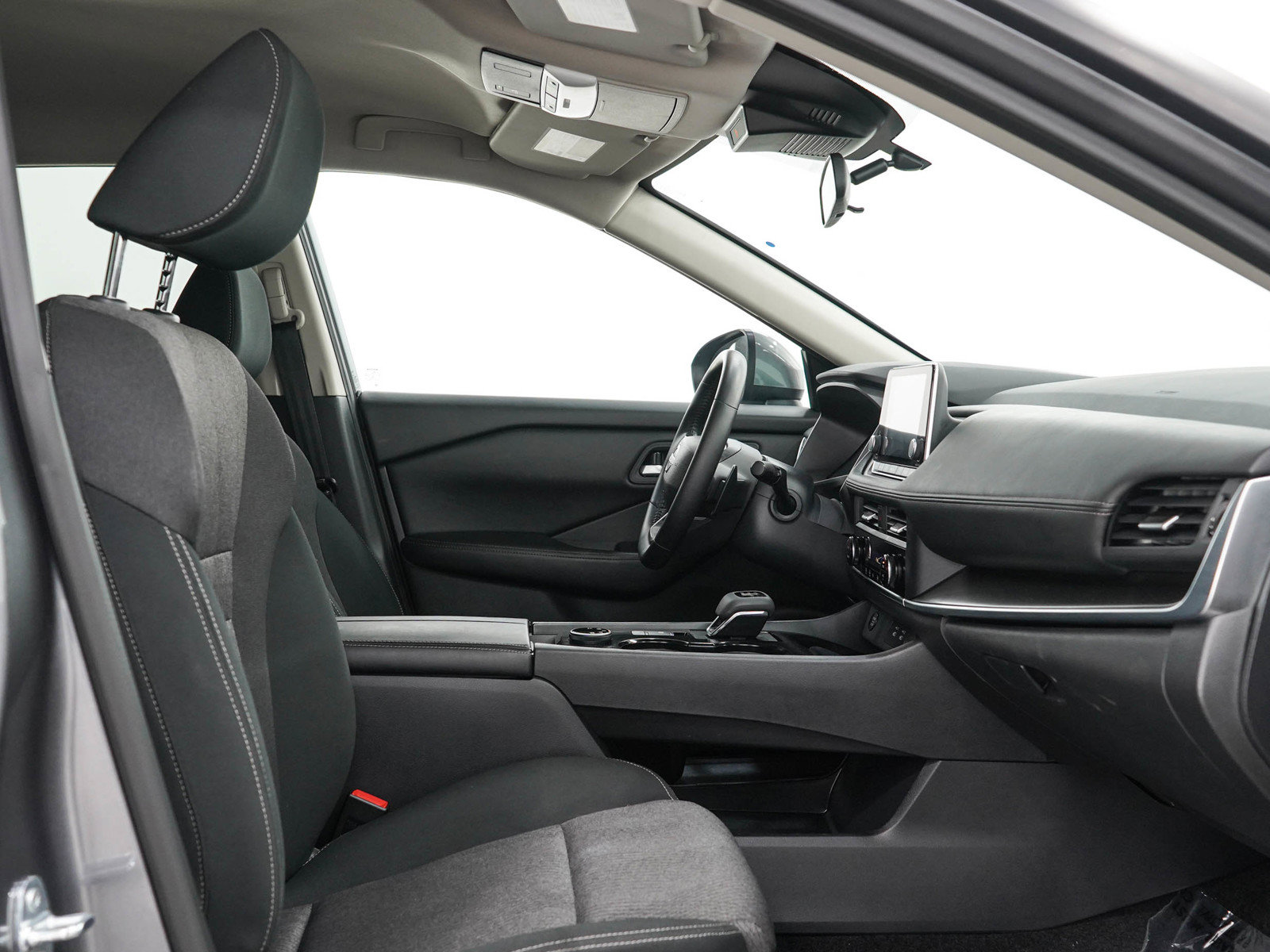 Used 2026 Nissan Rogue SV AWD/4WD image 13