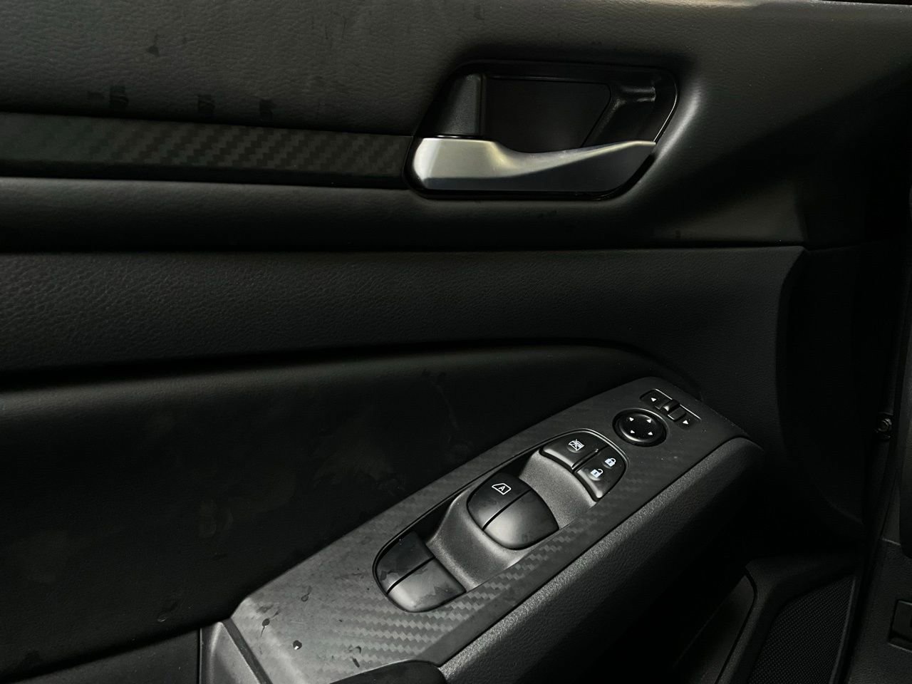 Used 2025 Nissan Altima 2.5 SV image 21