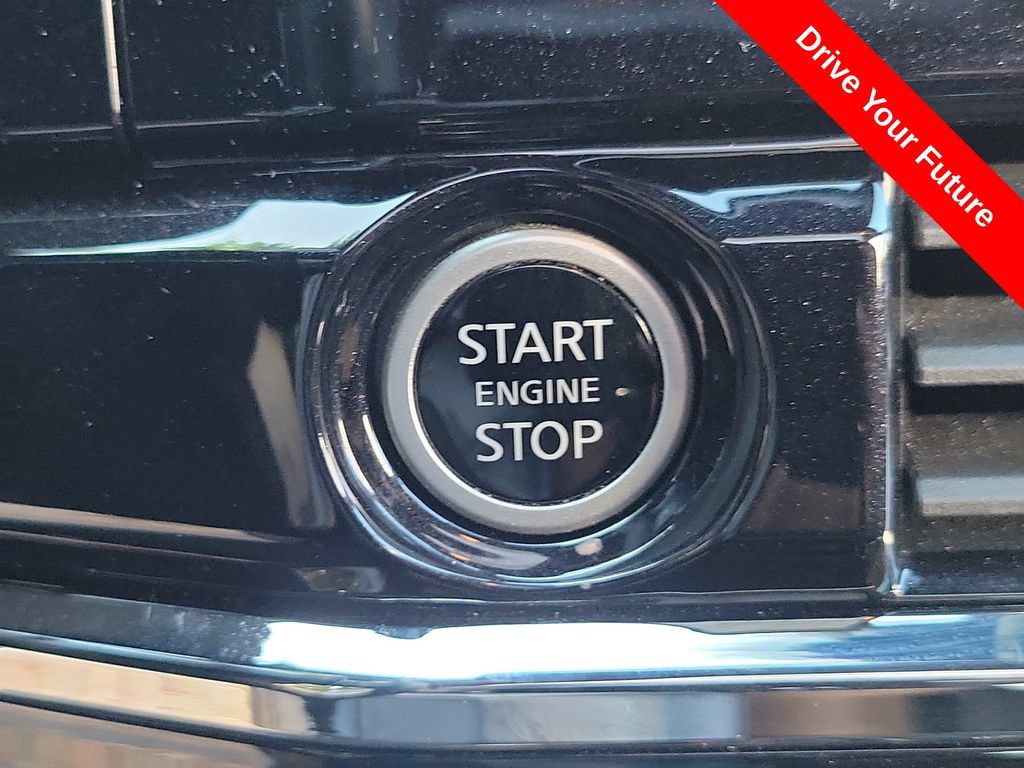 Used 2024 Nissan Pathfinder Rock Creek AWD/4WD image 9