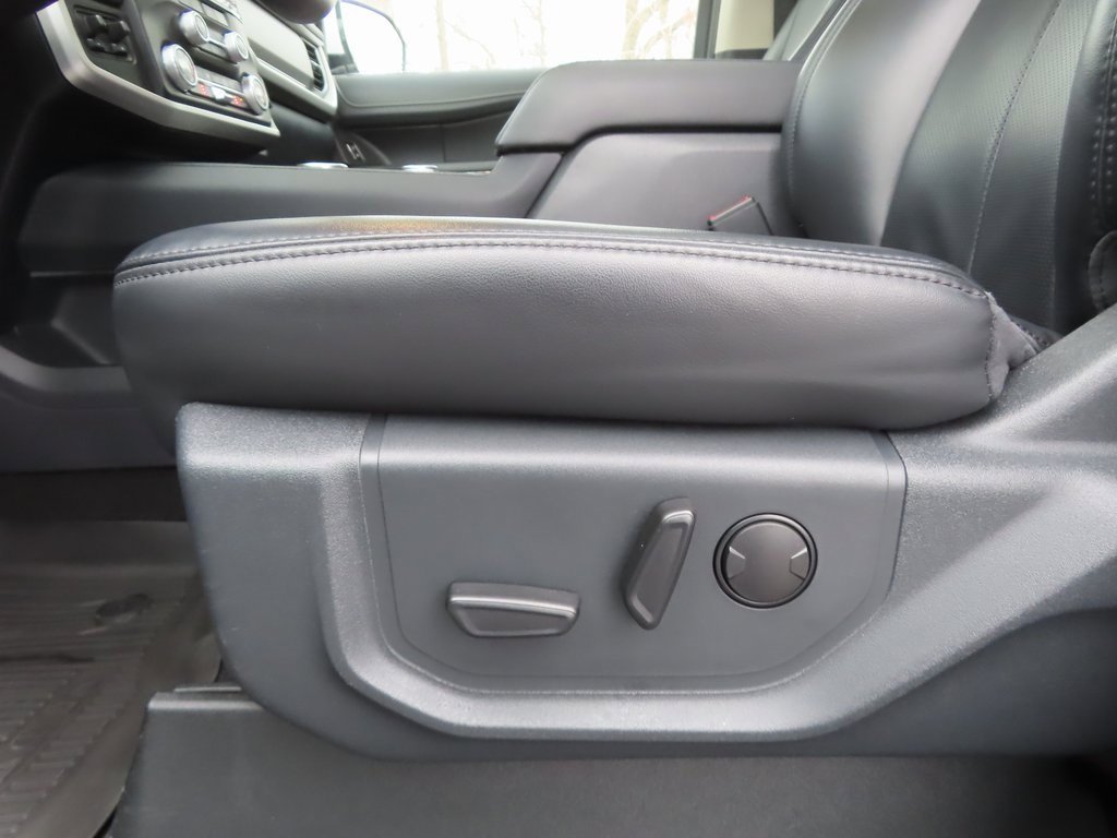 Used 2024 Ford Expedition Max XLT image 8