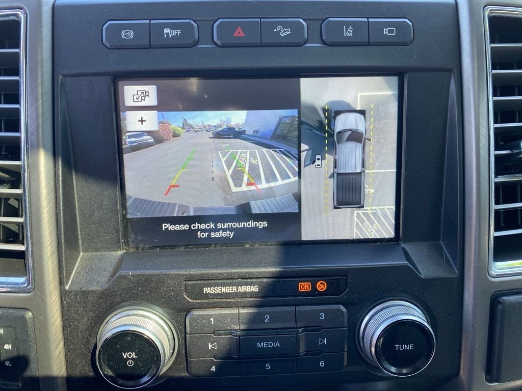 Used 2019 Ford F350 Limited w/ FX4 Off-Road Package AWD/4WD image 17
