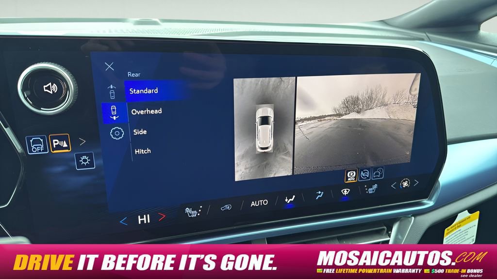 New 2026 Chevrolet Equinox EV LT AWD/4WD image 35