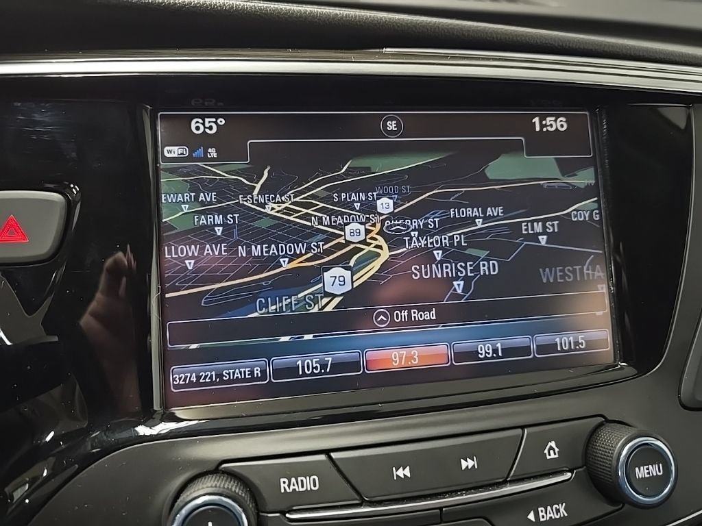 Used 2018 Buick Envision Essence AWD/4WD image 25