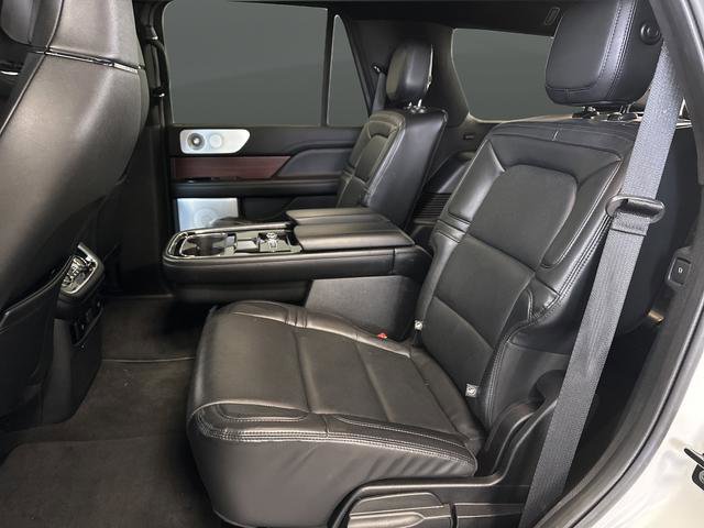 Used 2020 Lincoln Navigator Reserve w/ Equipment Group 208A Reserve image 35