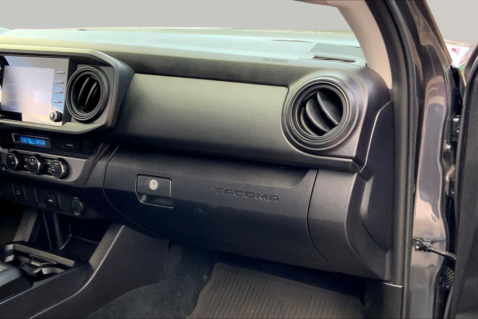 Used 2023 Toyota Tacoma SR AWD/4WD image 18