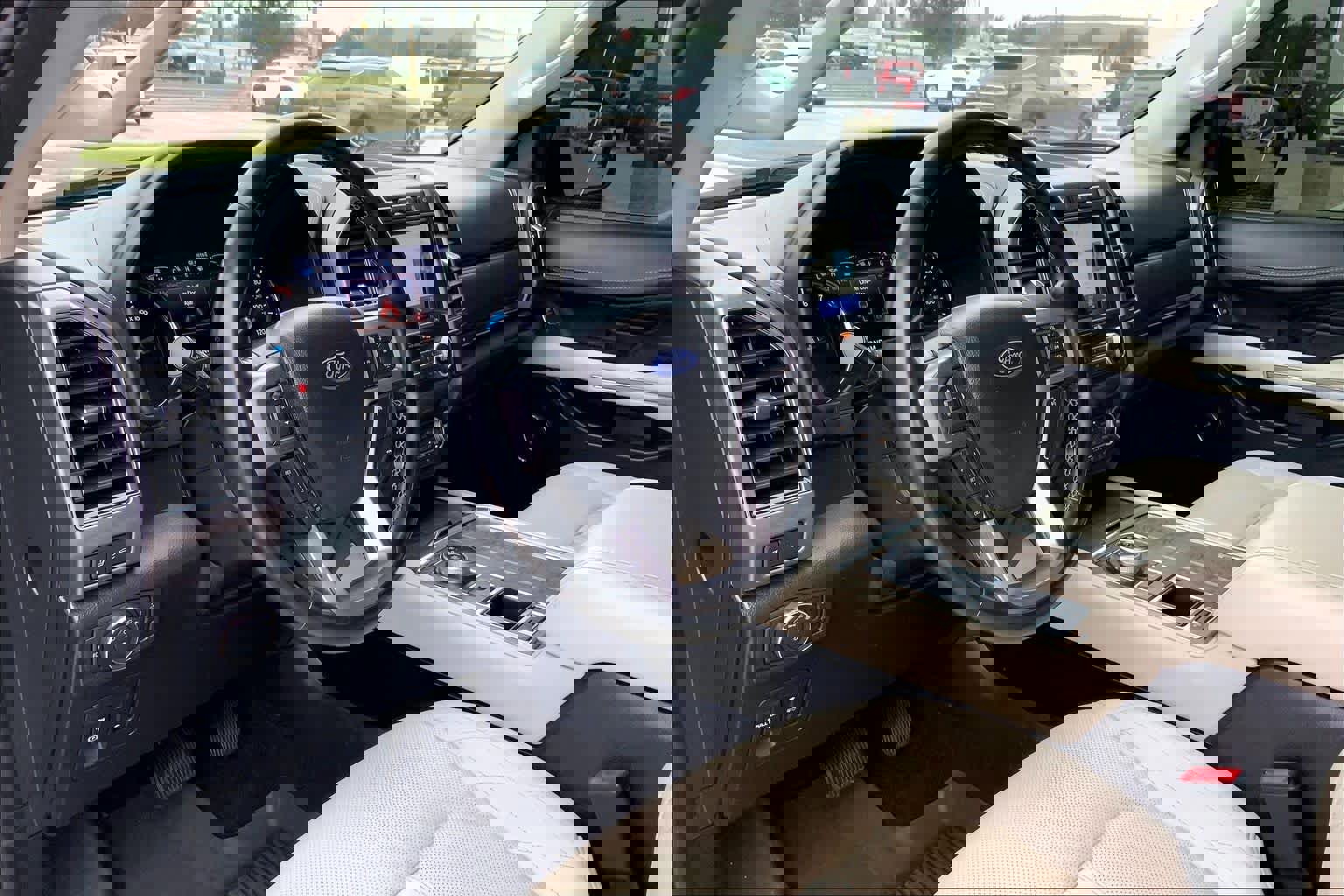 Used 2020 Ford Expedition Platinum image 18