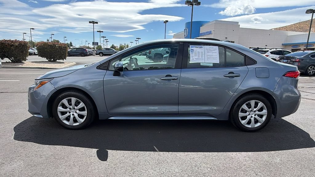 Used 2022 Toyota Corolla LE FWD image 6