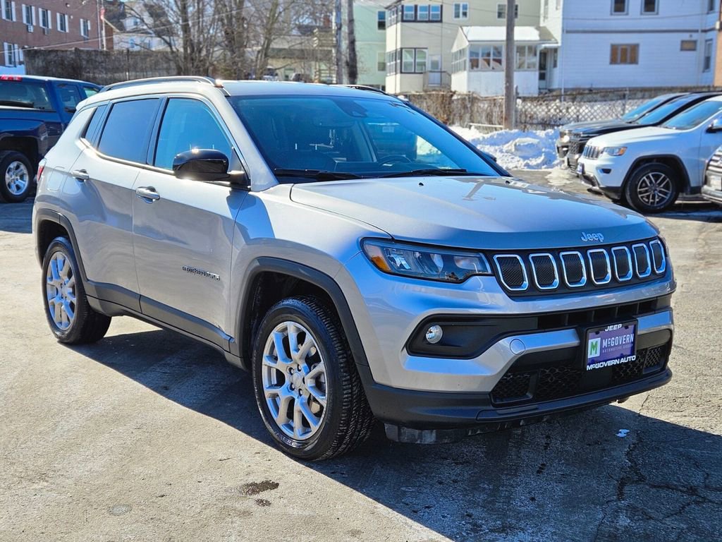 Used 2022 Jeep Compass Latitude image 7
