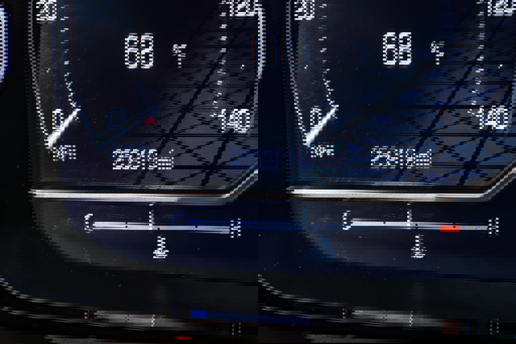 Used 2024 GMC Yukon Denali w/ LPO, Floor Liner Package image 19