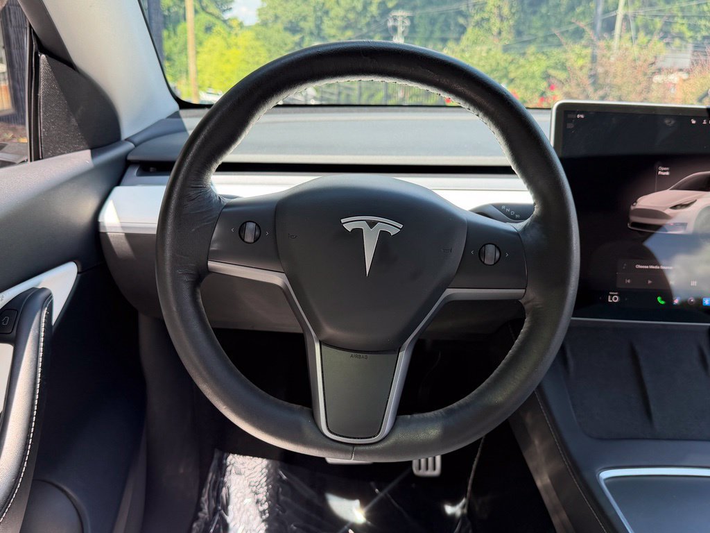 Used 2022 Tesla Model Y Performance AWD/4WD image 42