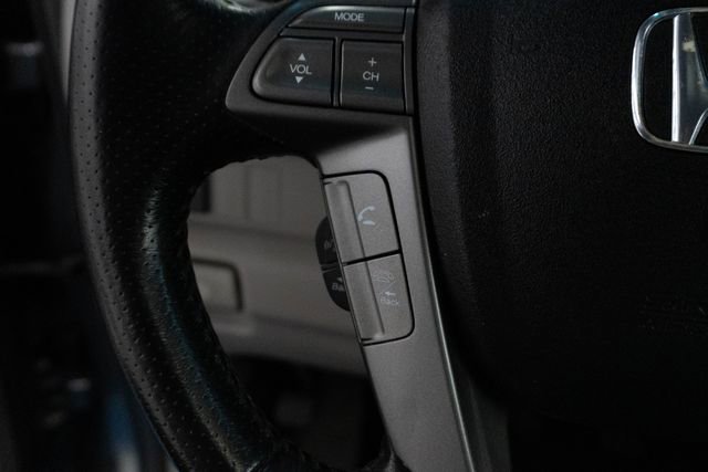 Used 2010 Honda Pilot Touring image 26