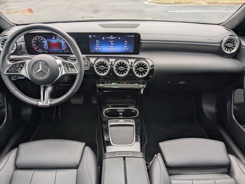 Used 2024 Mercedes-Benz CLA 250 4MATIC image 13